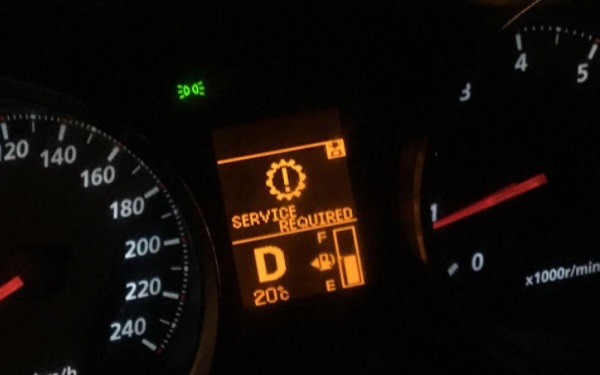 儀表盤(pán)黃燈感嘆號(hào)亮了什么意思 儀表盤(pán)黃燈感嘆號(hào)亮了怎么辦