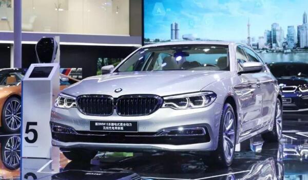 像給手機充電一樣駕駛汽車 寶馬新能源車型和價格