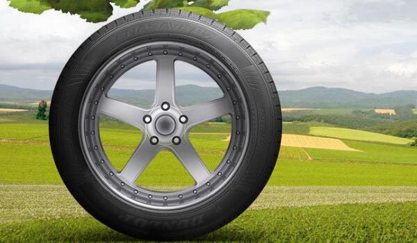 4D創(chuàng)新納米級設(shè)計 鄧祿普輪胎怎么樣