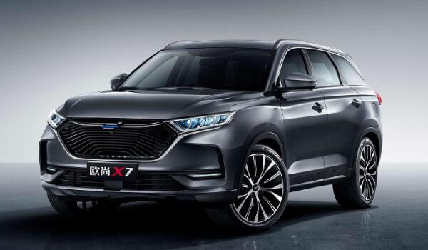 1.5T藍(lán)鯨發(fā)動機(jī)最大功率131kw 長安歐尚x7參數(shù)配置