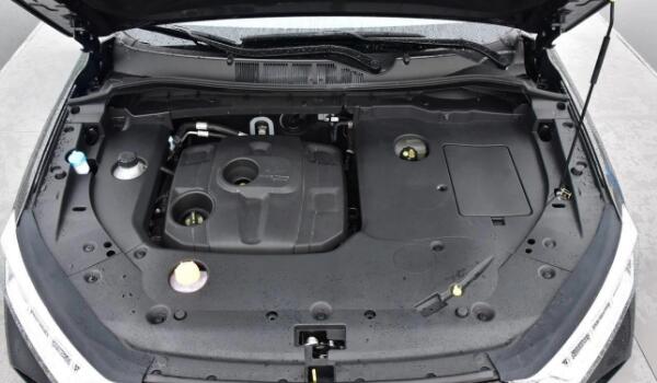 1.5T藍(lán)鯨發(fā)動機(jī)最大功率131kw 長安歐尚x7參數(shù)配置