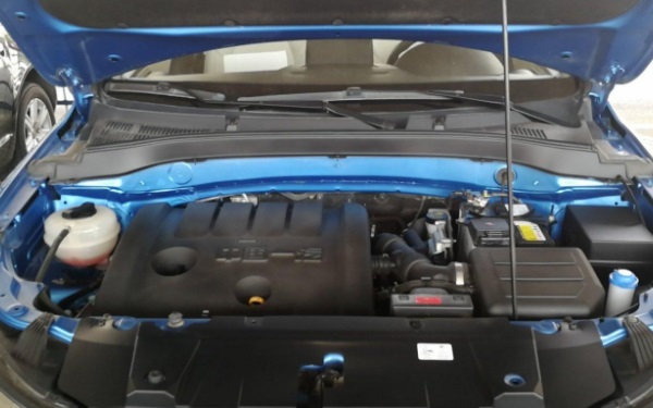 奔騰x40是寶來發(fā)動機(jī)嗎 奔騰x40動力怎么樣