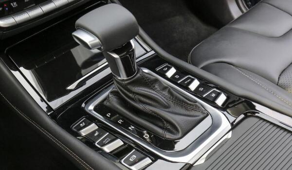 用2.0渦輪增壓發(fā)動(dòng)機(jī)推個(gè)背 長安歐尚科賽pro質(zhì)量如何