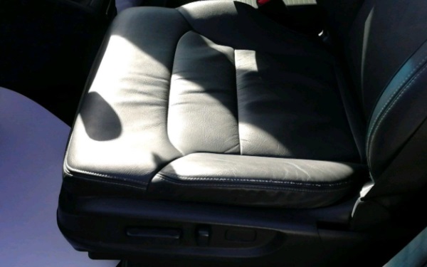 本田艾力紳2.4豪華版多少錢 裸車價(jià)格為29.28萬元