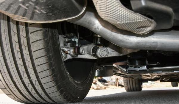 什么是可變轉(zhuǎn)向比，提高車輛轉(zhuǎn)向穩(wěn)定性（電子式更實(shí)用）