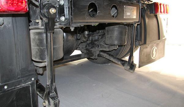 什么是空氣懸掛，目的是為了提高乘坐舒適性（有保護(hù)作用）