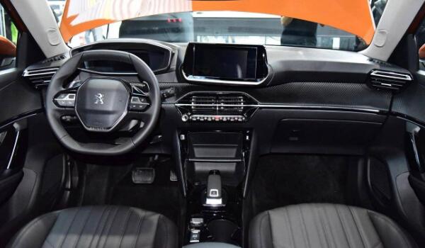 10萬1.2T法系合資緊湊suv 東風(fēng)標(biāo)致suv2008價(jià)格