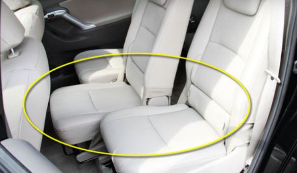 后排座椅電動調(diào)節(jié)，實用性很強的功能（提升后排作為的品質(zhì)）