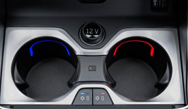 加熱制冷杯架，春夏秋冬隨心所欲（太貼心了）