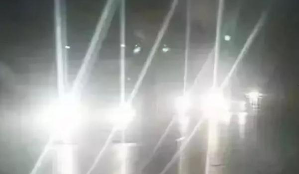 什么是遠光燈，正確使用遠光燈（文明駕車）