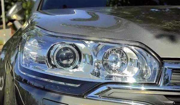 什么是大燈高度可調(diào)，分為手動(dòng)調(diào)節(jié)和自動(dòng)調(diào)節(jié)（減少隱患）