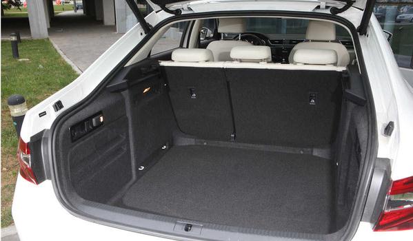 什么是電動后備廂位置記憶，智能記憶存儲高度（直接感應(yīng)）