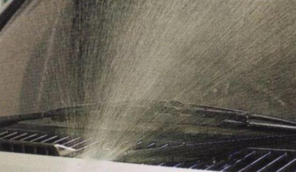 什么是可加熱噴水嘴，適合冬天結(jié)冰使用（配合雨刮條）