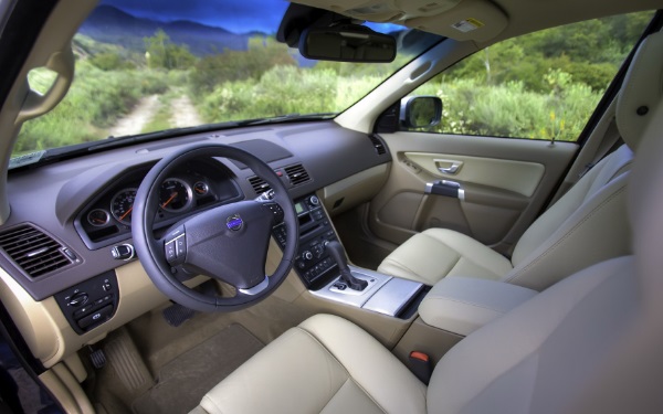 沃爾沃xc90是純進(jìn)口嗎 沃爾沃xc90是進(jìn)口車(chē)嗎