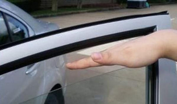 什么是車窗防夾手功能，智能識(shí)別很貼心（通過(guò)觸覺(jué)和視覺(jué)執(zhí)行）