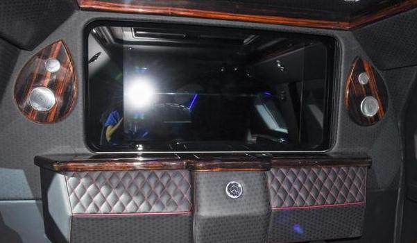 什么是后排控制多媒體，功能實(shí)用高端大氣（奢華的象征）