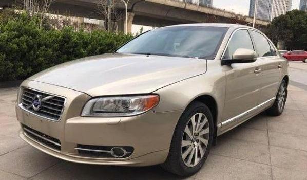 沃爾沃s80多少錢，二手車保值率低（維修保養(yǎng)難）