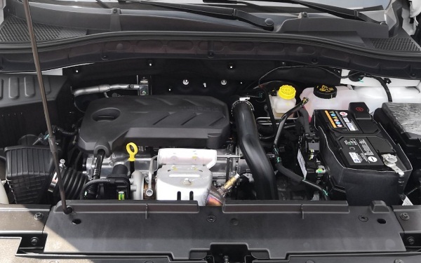 榮威rx31.6發(fā)動機怎么樣 榮威rx3發(fā)動機是國產(chǎn)嗎