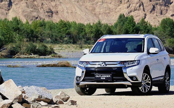 20萬級別的經(jīng)典越野車 歐藍(lán)德最新價(jià)格直降2萬