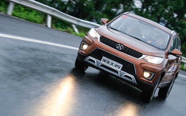 寶駿510和北汽紳寶X35哪個(gè)好 寶駿510和北汽紳寶X35怎么選