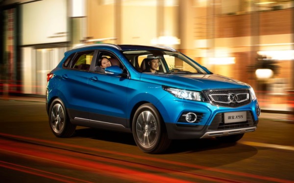 北汽紳寶x55多少錢(qián) 指導(dǎo)價(jià)7.68-11.98萬(wàn)