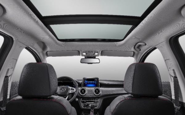 北汽紳寶x55多少錢(qián) 指導(dǎo)價(jià)7.68-11.98萬(wàn)