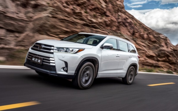 漢蘭達(dá)騎士版多少錢 官方報(bào)價(jià)30萬(wàn)左右