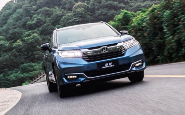 本田冠道和urv測(cè)評(píng) 本田冠道和urv哪個(gè)好