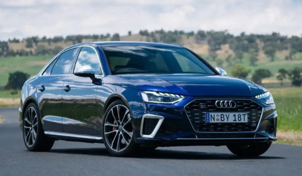 奧迪a4l什么發(fā)動(dòng)機(jī)型號 2.0T直列四缸渦輪增壓發(fā)動(dòng)機(jī)