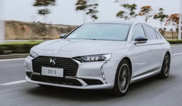 ds9和c6哪個(gè)更好 雪鐵龍c6空間大頂配僅售16萬