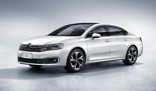 ds9和c6哪個(gè)更好 雪鐵龍c6空間大頂配僅售16萬