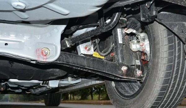 a5翼舞三大件配置 1.5L四缸發(fā)動機(jī)(CVT無級變速箱)