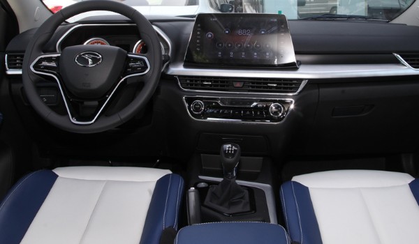 東南dx5報(bào)價(jià)圖片 2021新款僅售6萬(wàn)一臺(tái)