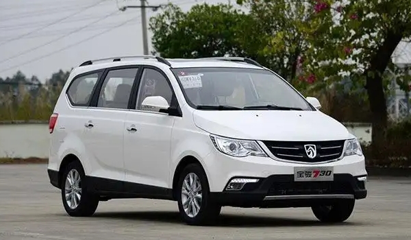 寶駿730七座最新報(bào)價(jià) 最新2021款售價(jià)6萬(wàn)元（貸款三年多花4802元）