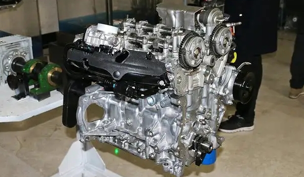 名爵6發(fā)動機怎么樣 搭載1.5T四缸發(fā)動機（百公里加速7.98秒）