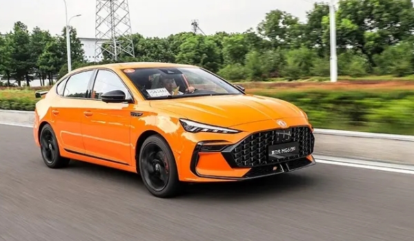 名爵6發(fā)動機怎么樣 搭載1.5T四缸發(fā)動機（百公里加速7.98秒）