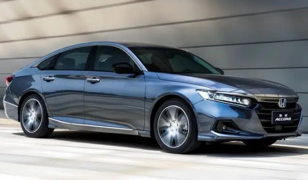 雅閣2022款報(bào)價(jià)及圖片 新款雅閣僅售15萬一輛