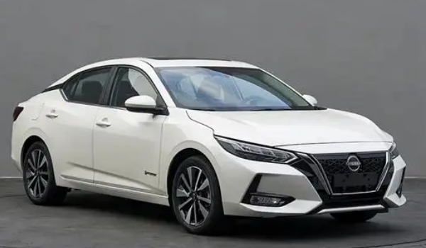 日產(chǎn)軒逸2021款報(bào)價(jià)及圖片 2022新款軒逸售價(jià)9萬(wàn)