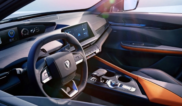 長(zhǎng)安uni-v是什么變速箱 僅有一種變速箱搭配（7擋濕式雙離合）