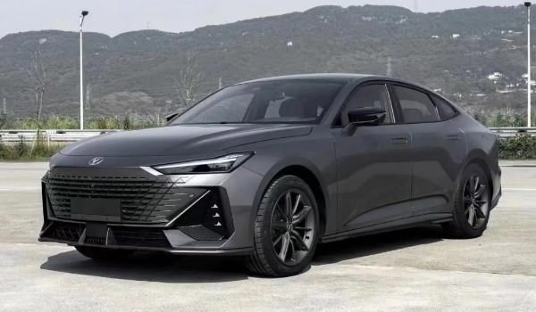 長(zhǎng)安uni-v什么顏色好看 星鉆黑色更沉穩(wěn)（十種車身顏色）