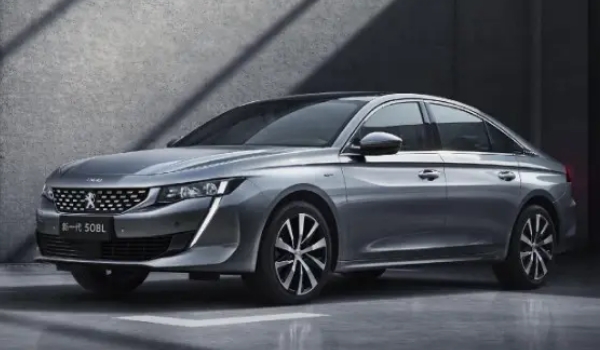 標(biāo)致508車(chē)身尺寸是多少 長(zhǎng)寬高4870*1855*1455mm