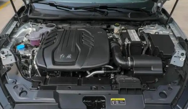 紅旗h5使用的什么發(fā)動機 1.8T和1.5T發(fā)動機