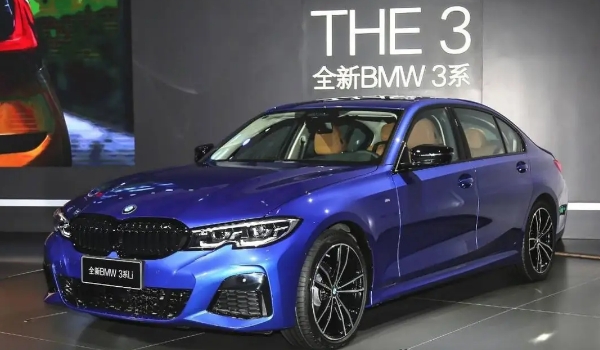 寶馬3系價(jià)格及圖片 市場(chǎng)最新2022款報(bào)價(jià)29萬(wàn)