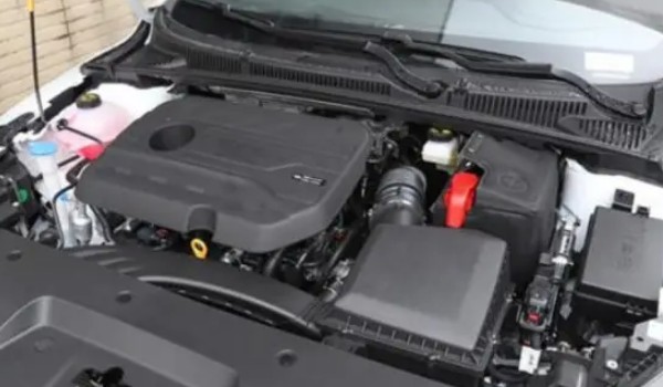 吉利繽瑞是三缸還是四缸 采用1.5T四缸發(fā)動機(jī)