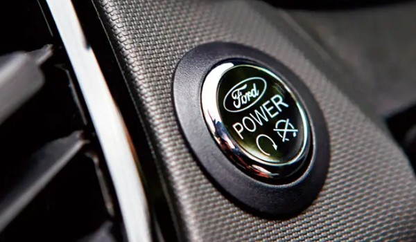 車上的Power是什么意思 發(fā)動(dòng)機(jī)啟動(dòng)按鈕