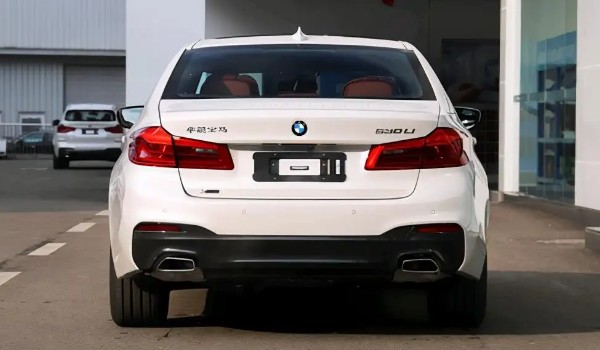 寶馬530li新款2022款裸車價(jià) 新款寶馬530LI裸車價(jià)43萬(wàn)