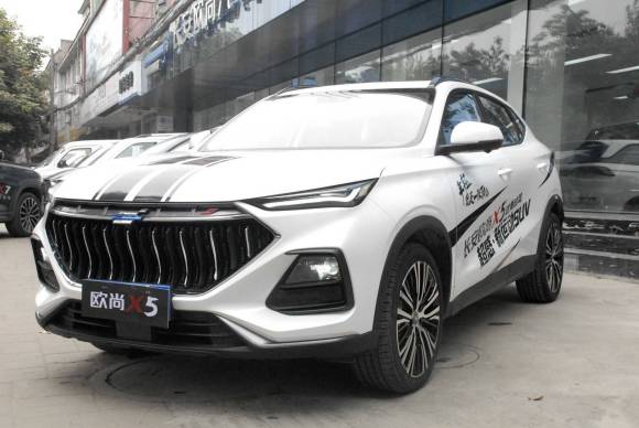 長安歐尚x5價(jià)格2021款落地價(jià)是多少