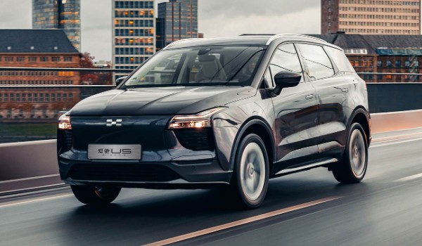 愛馳u5純電動汽車怎么樣 續(xù)航可達(dá)503km(車身長達(dá)4.6米)