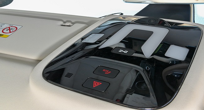 愛(ài)馳u5純電動(dòng)汽車充電口怎么打開(kāi)，用應(yīng)急解鎖不用慌