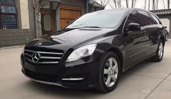 奔馳6座商務車大全價格，僅兩款車型且在國內市場停售